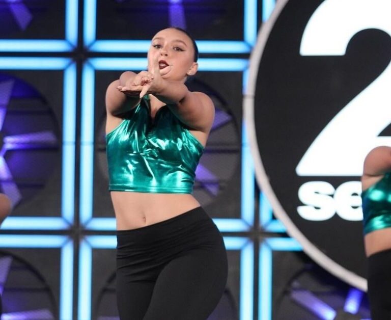 Contemporary & Ballet Dance Classes in Miami: Choosing the Right Style for You or Your Child